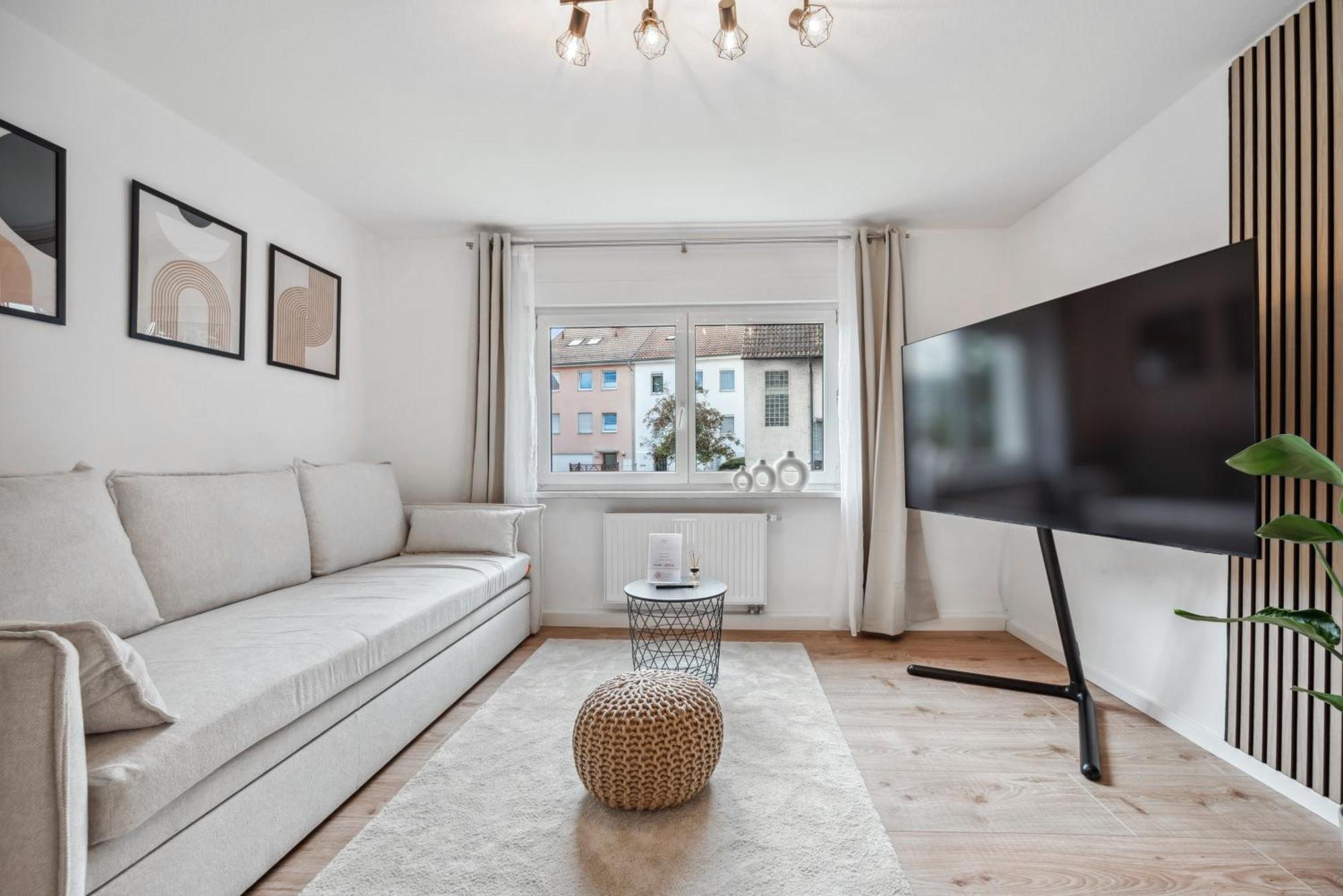 Malu Rooms - Ruhige Lage, Erdgeschoss, Smarttv, Netflix, 24H Checkin, 루드빅스부르크 외부 사진