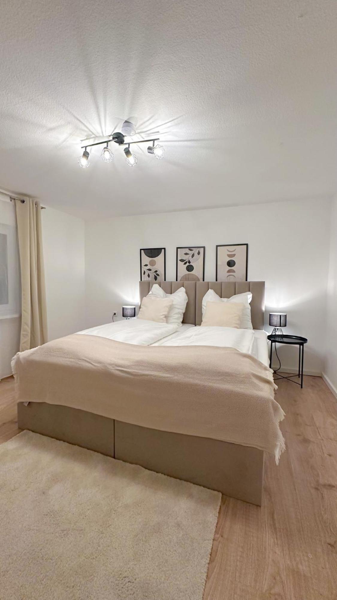 Malu Rooms - Ruhige Lage, Erdgeschoss, Smarttv, Netflix, 24H Checkin, 루드빅스부르크 외부 사진